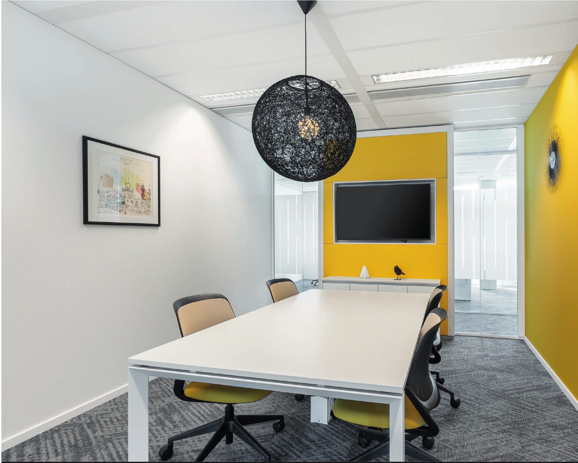 Ariva Spaces private meeting room
