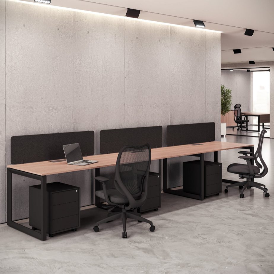 Ariva Spaces desk bench